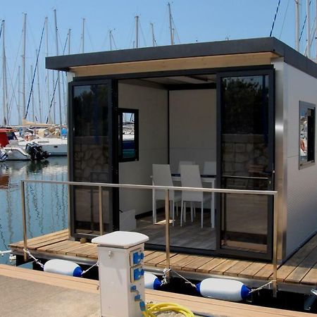 House Boat Luxury Cagliari Hotel Екстериор снимка
