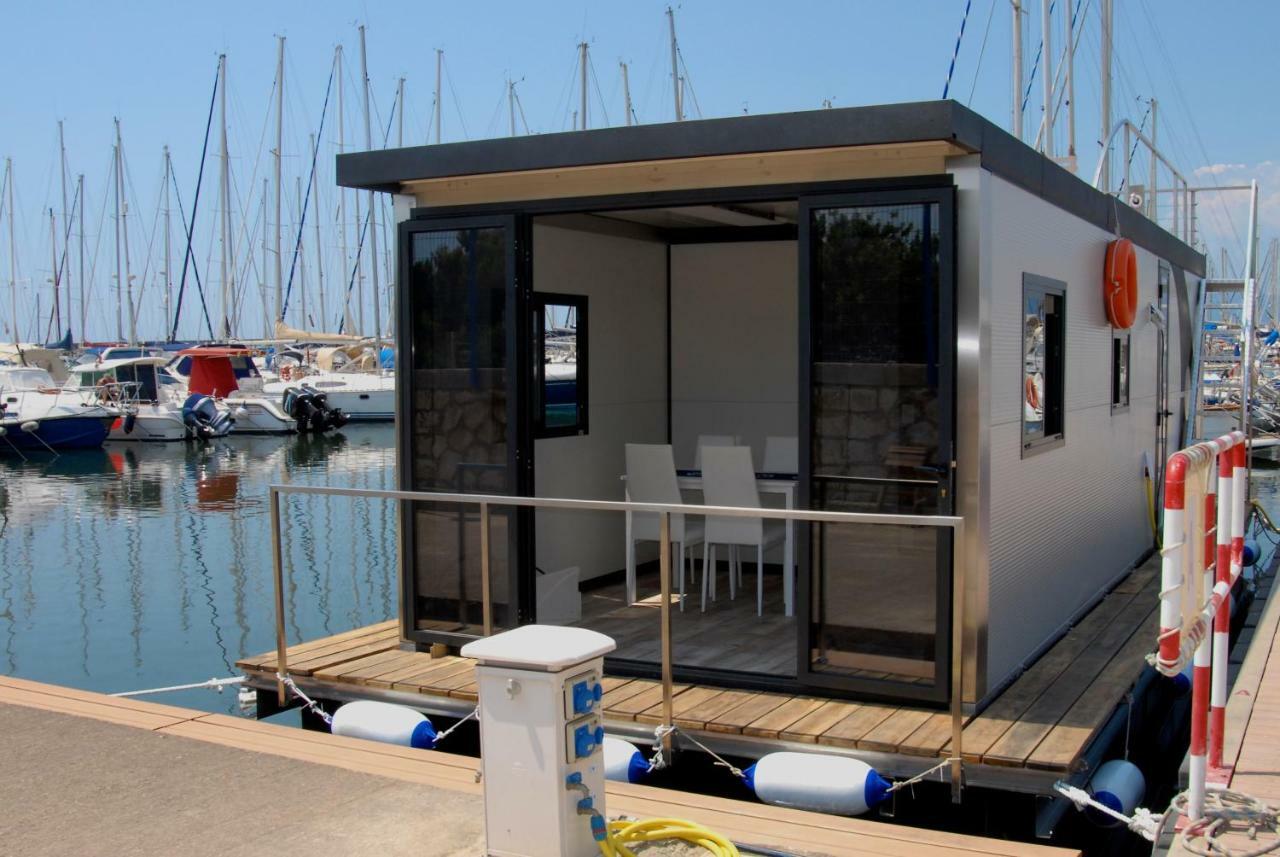 House Boat Luxury Cagliari Hotel Екстериор снимка